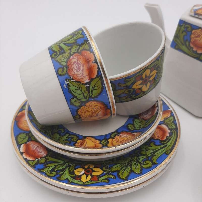 Set of 9 Childrens Tea Set