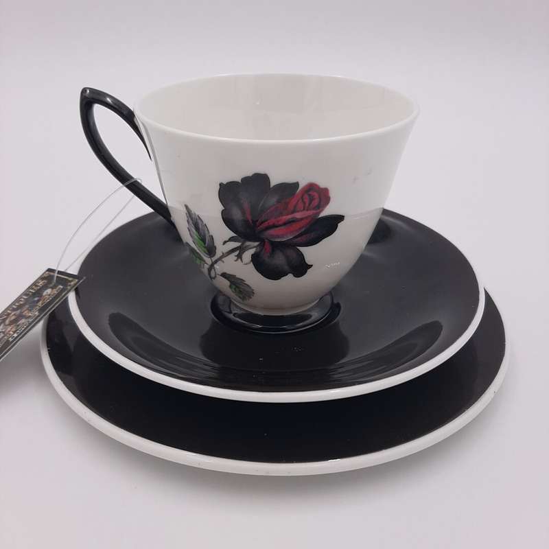 "Royal Albert" Trio