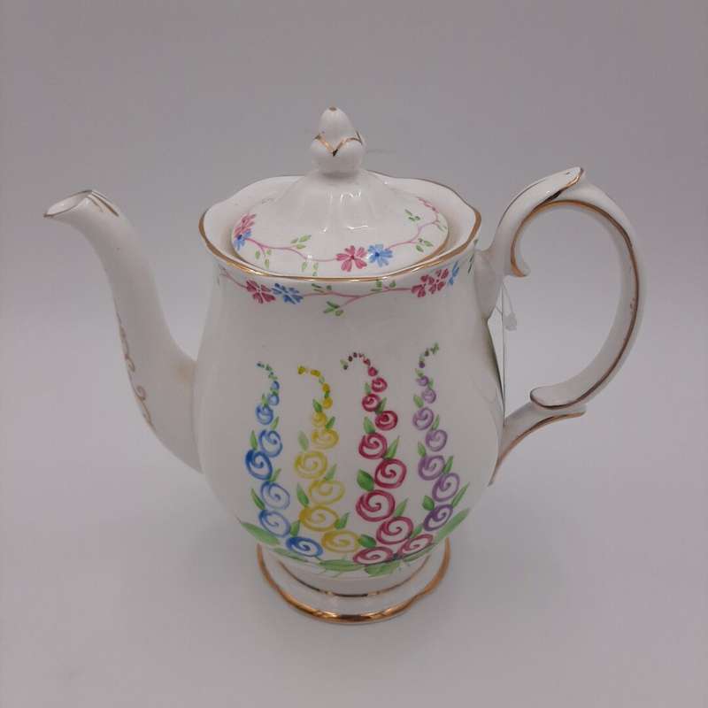 "Royal Albert" Tea Set