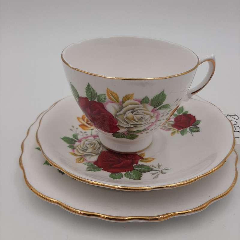 "Royal Malvern" Trio