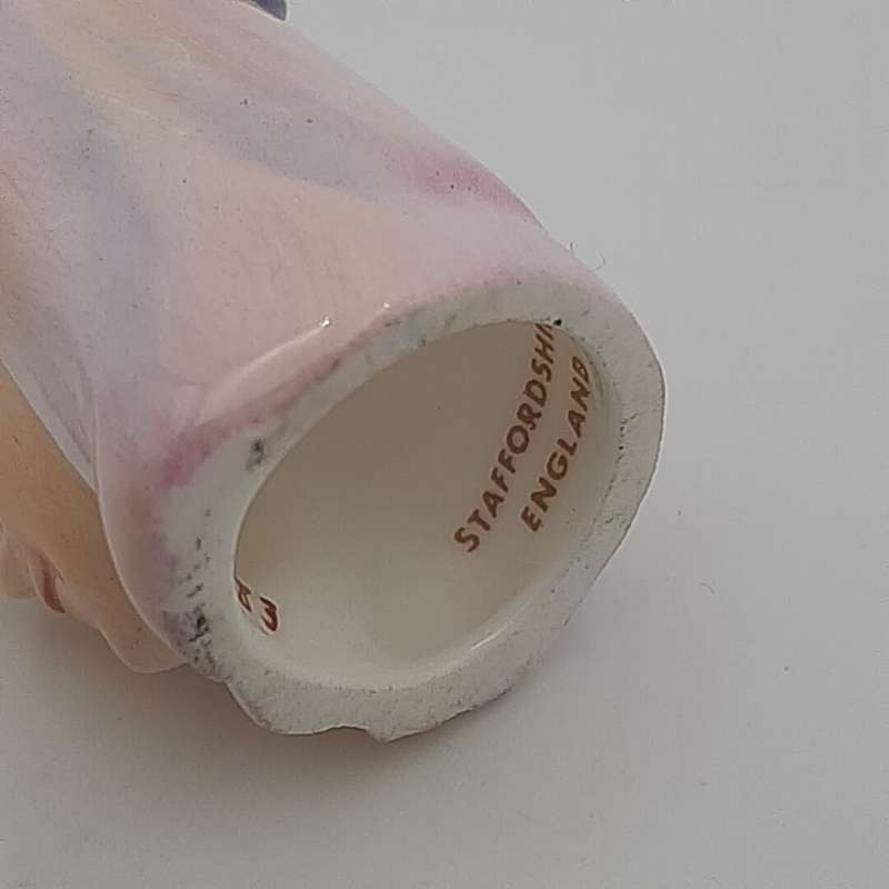 "Staffordshire" Thimble