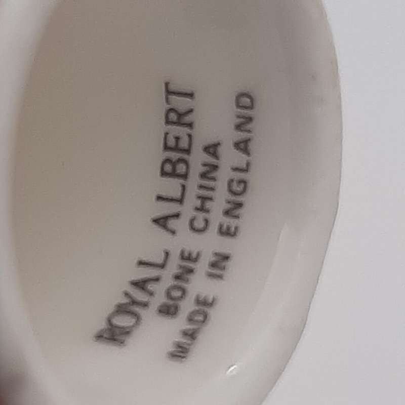 "Royal Albert" Month of the Year Thimble