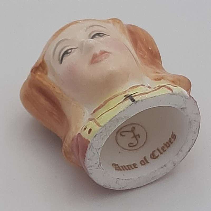 "Staffordshire" Thimble