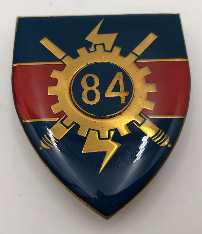 84 tech stores depot metal shoulder flash