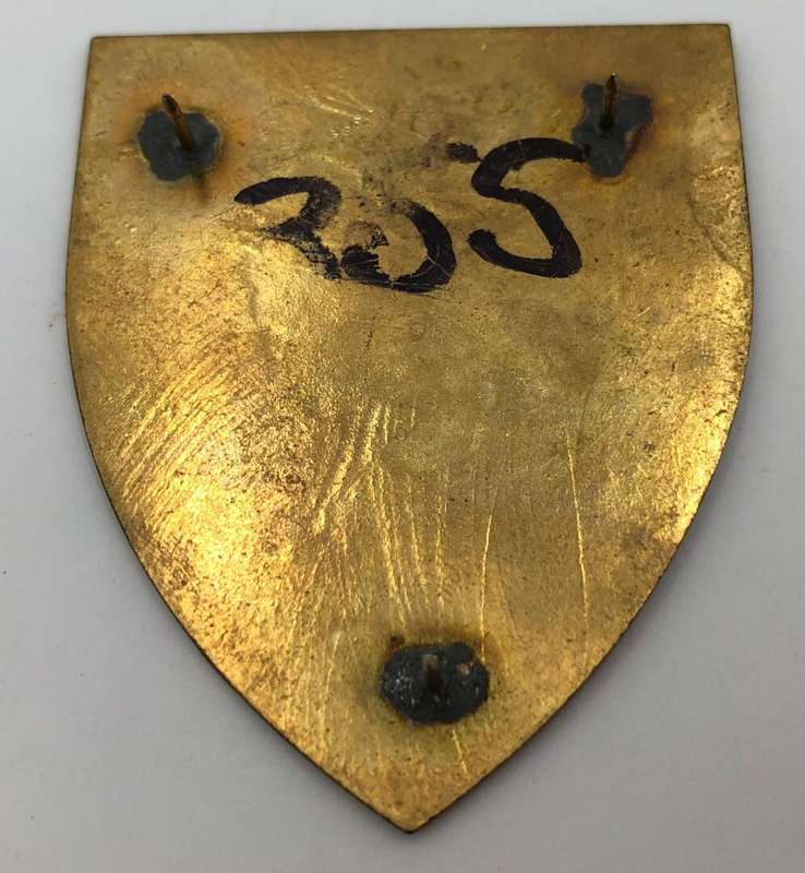 Hillcrest regiment (right) metal shoulder flash