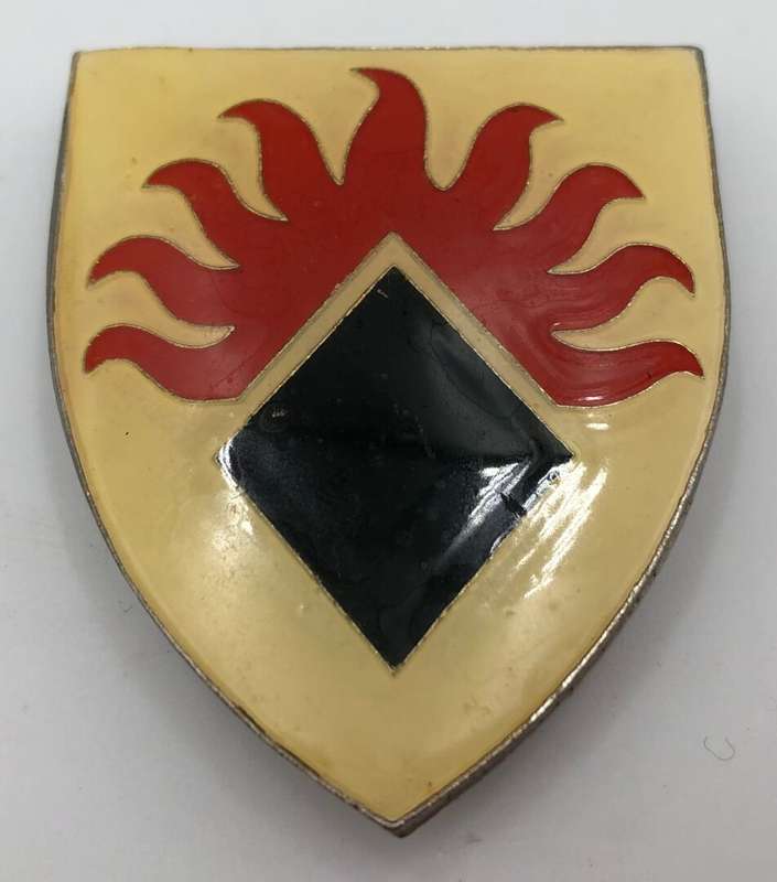 Secunda commando metal shoulder flash