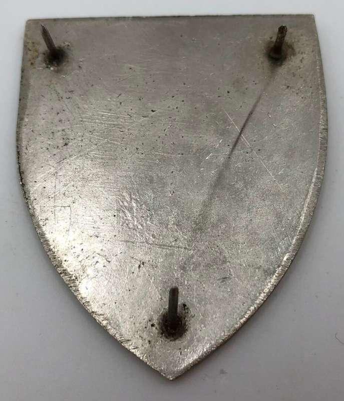 Secunda commando metal shoulder flash