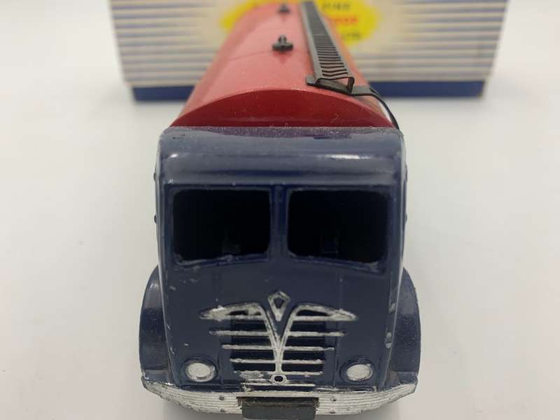 Dinky Toy Foden 14 Ton Tanker 'Regent' No. 942 (1955-57)
