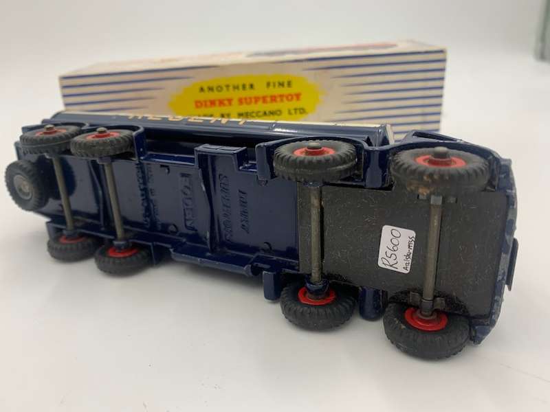 Dinky Toy Foden 14 Ton Tanker 'Regent' No. 942 (1955-57)