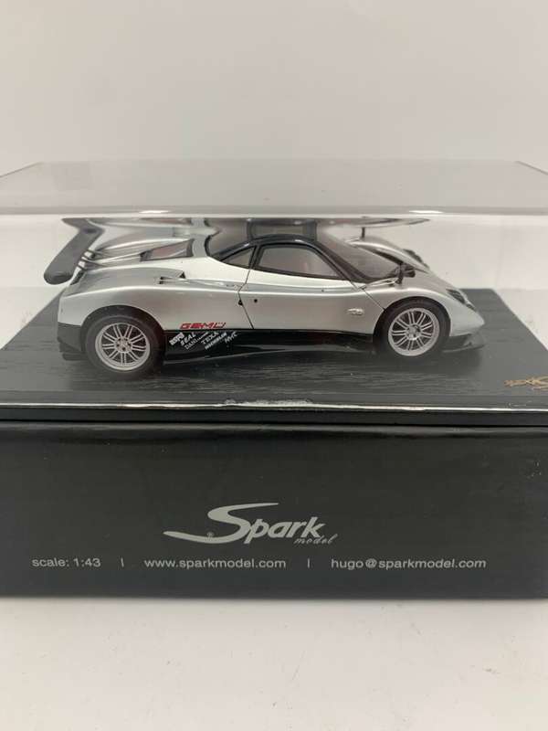 Spark Model Pagani Zonda C127.3S Silver Die Cast Car