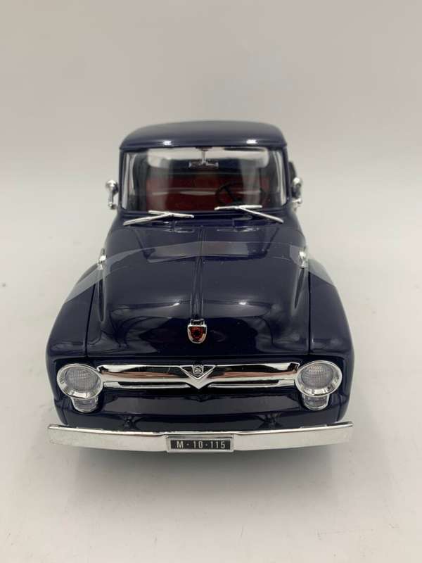 Road Signature FORD F100 Pick Up (1953) Die Cast Model Car