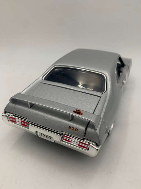 Motor Max Potiac GTO Judge (1969) Die Cast Model Car