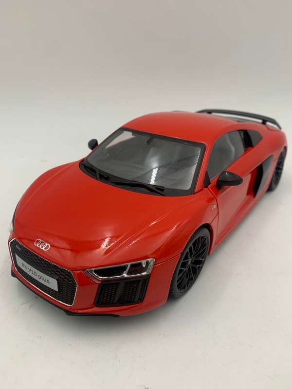 Maisto Audi R8 V10 Plus Die Cast Model Car