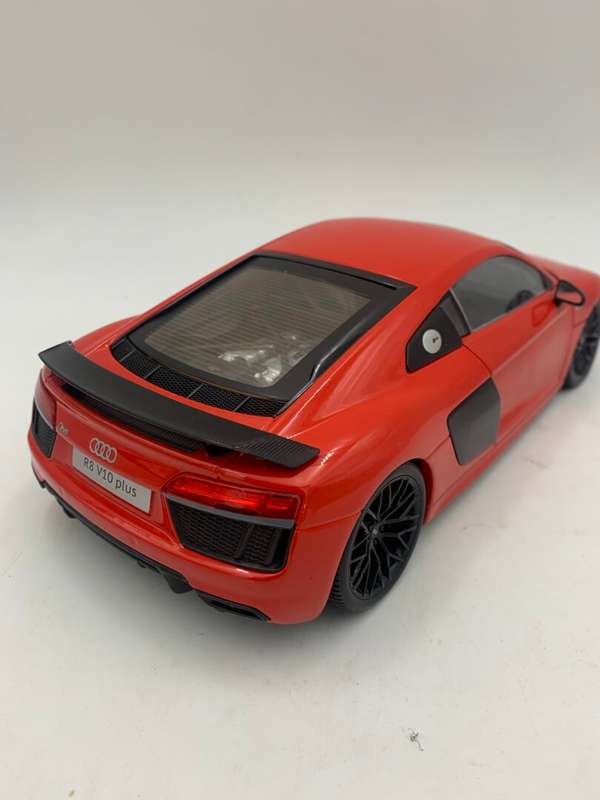 Maisto Audi R8 V10 Plus Die Cast Model Car
