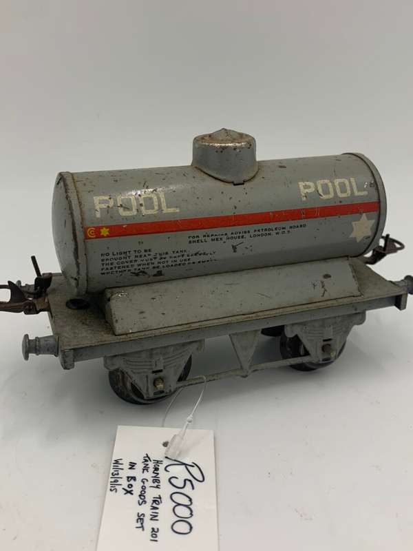 Hornby Train 201 Tank Good Set with Box