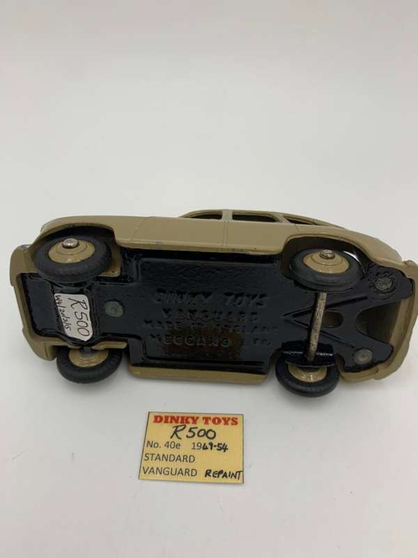 Dinky Toy Standard Vanguard (1949-54)