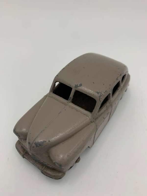 Dinky Toy Standard Vanguard (1948-49)