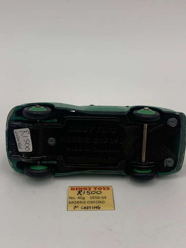 Dinky Toy Morris Oxford 1st Casting (1950-54)