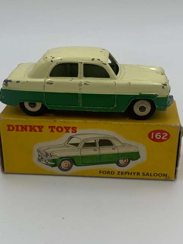 Dinky Toy Ford Zaphyer MK.1 (1956-60)