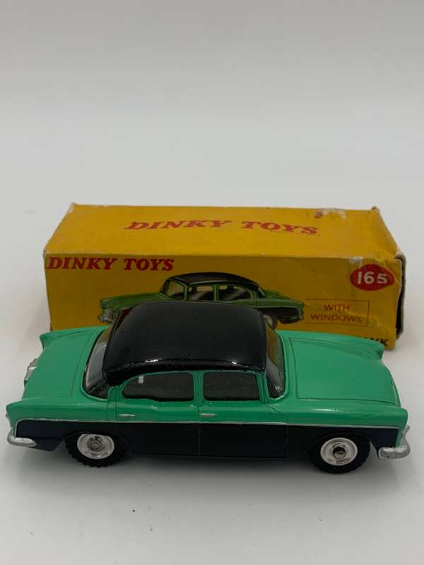 Dinky Toy Humber Hawk (1959-63)
