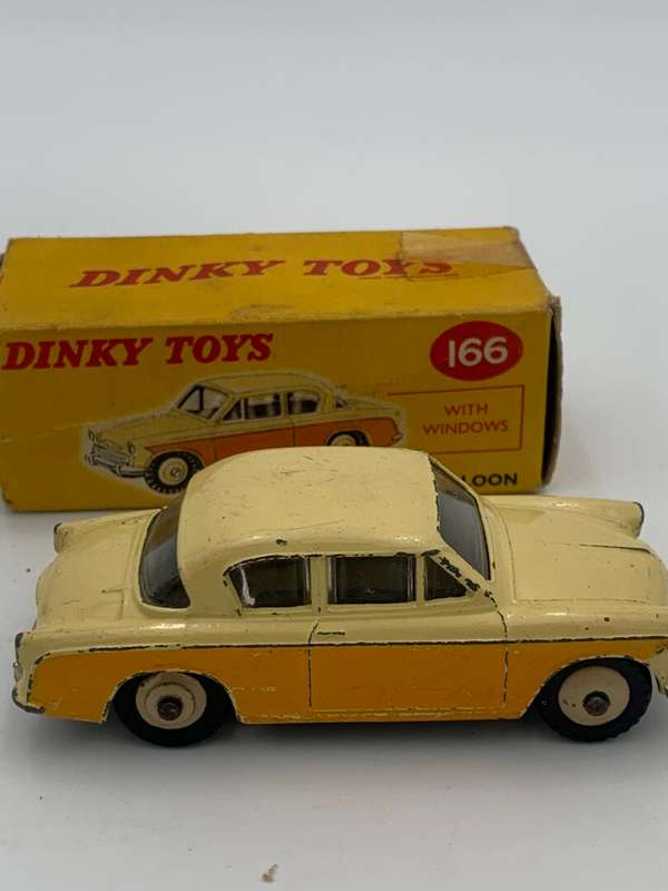 Dinky Toy Sunbeam Rapier (1958-63)
