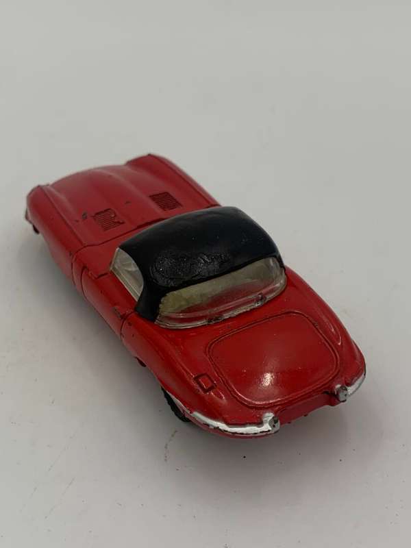 Dinky Toy Jaguar E Type (1962-67)