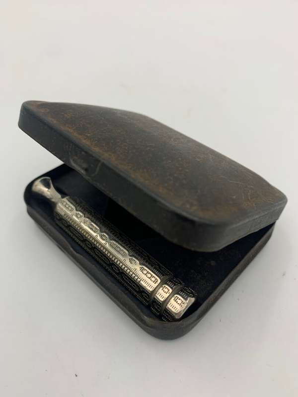 Antique Shaving 1930s Single Edge Razor Kit