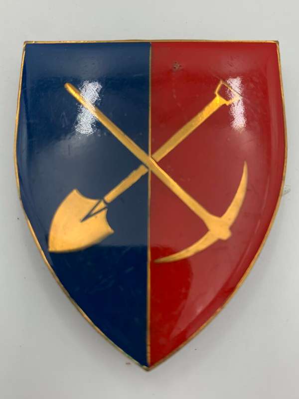 SADF N. West Comm. Workshop Step Out Metal Flash