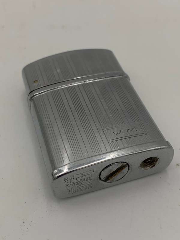 Vintage Penguin Super Lighter (Working)