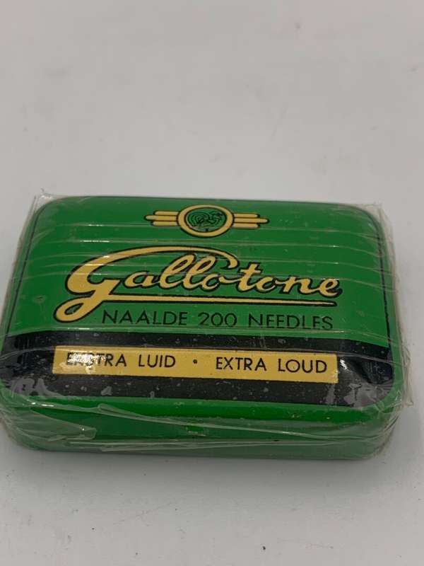 Antique Collectable Record Needles in Tin - Gallotone Green