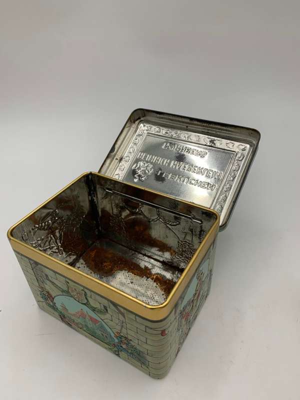 Antique Lebkuchen Schmidt Ginger Cookie Tin