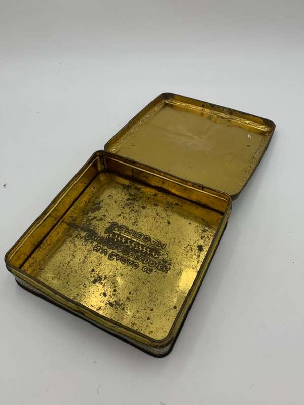 Antique Baronte TIn