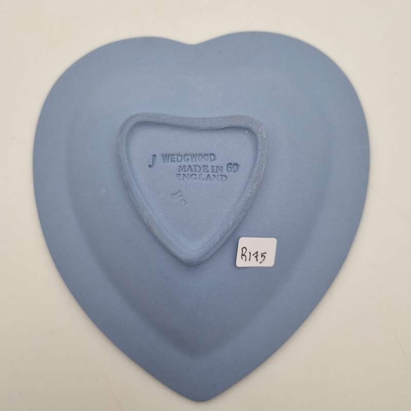 Wedgewood Heart Plate