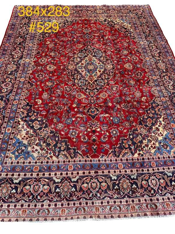 Classic Persian Kashan Rug