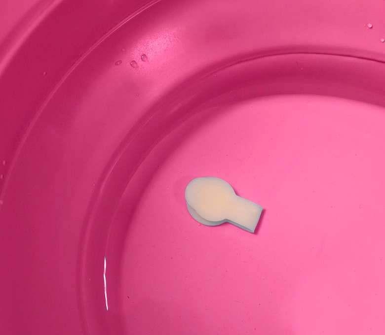 Nuovo - Folding Bath Temp Plug  - Pink