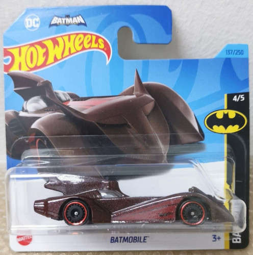 Hot Wheels New - Batmobile HKG98-N521 Mattel