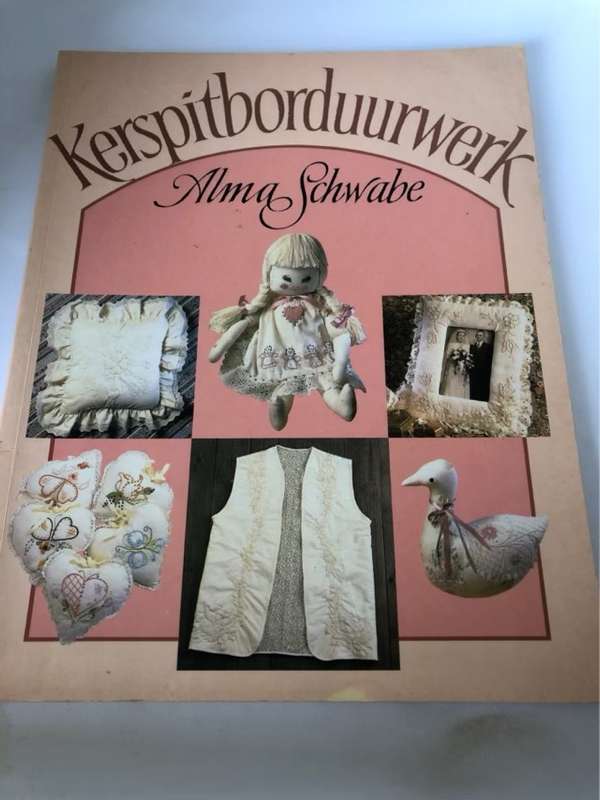 Kerspitborduurwerk - Alma Schwabe