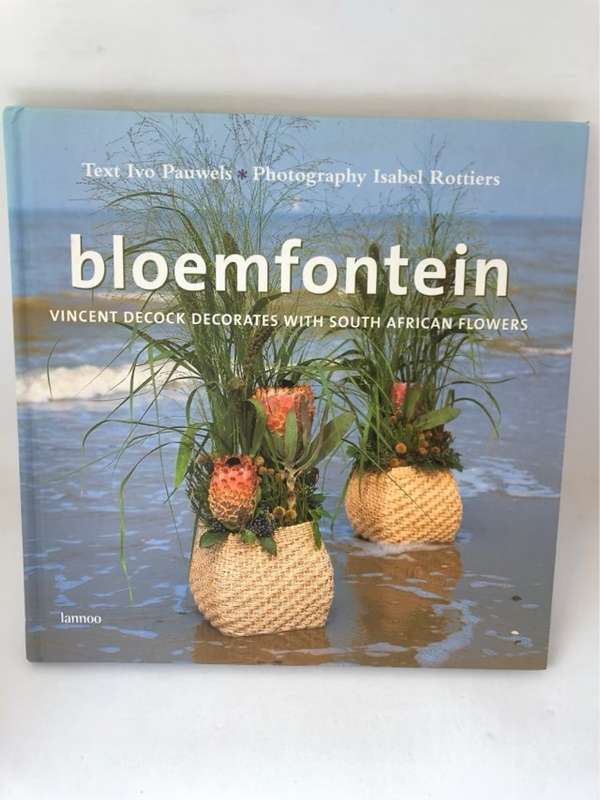 Bloemfontein, Vincent Decock decorated with South African flowers - Ivo Pauwels
