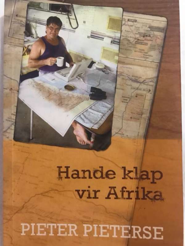 Hande klap vir Afrika - Pieter Pieterse