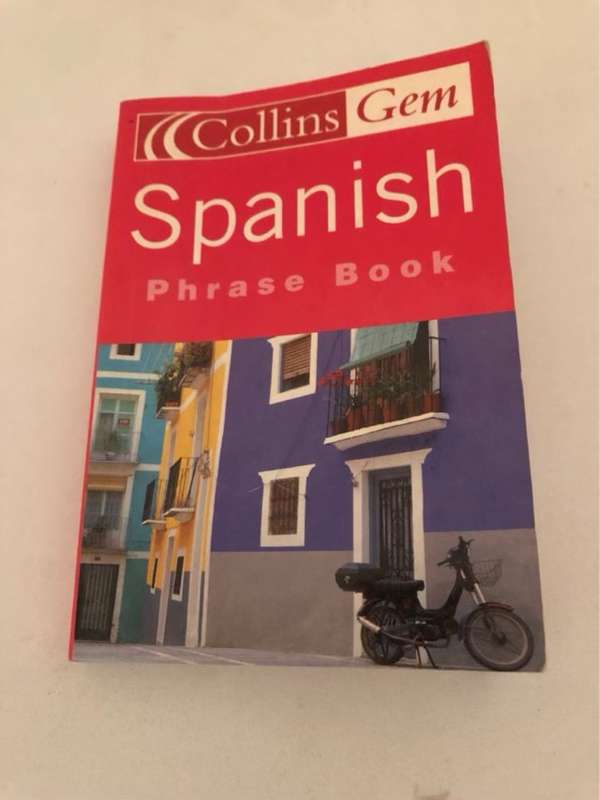 Spanish Phrase Book - HarperCollins Publishers