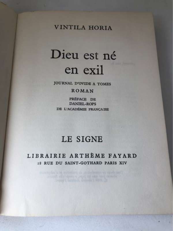 Dieu est ne en Exil, Roman - Vintila Horia