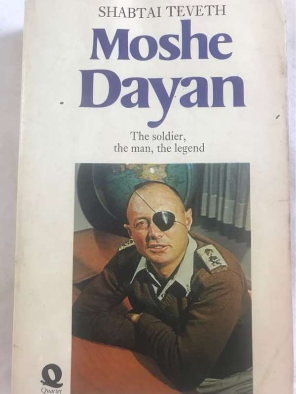 Moshe Dayan - Shabtai Teveth