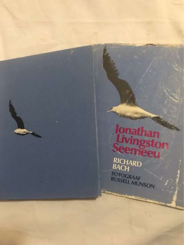 Jonathan Livingston Seemeeu - Richard Bach