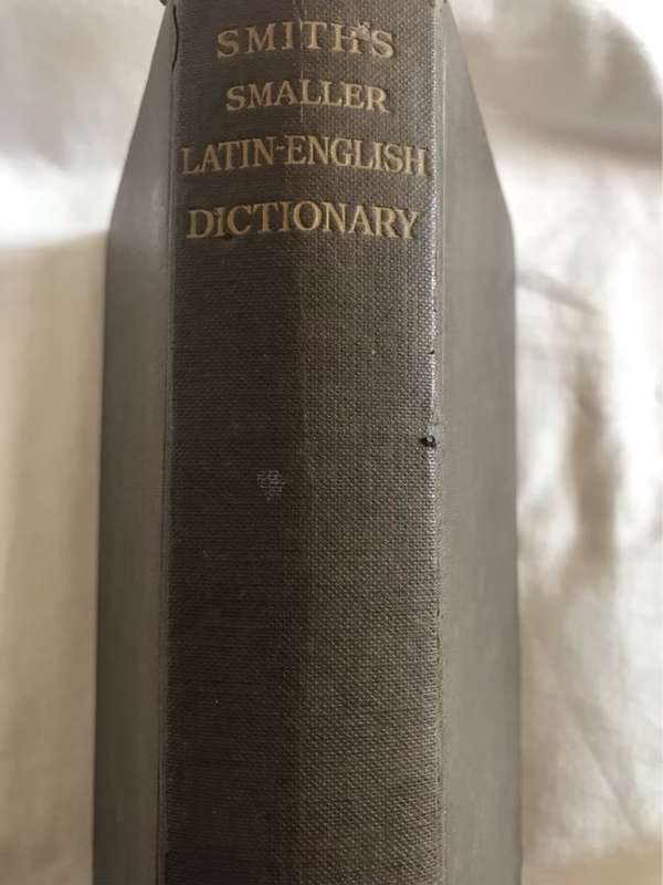 A Smaller Latin-English Dictionary - Sir William Smith