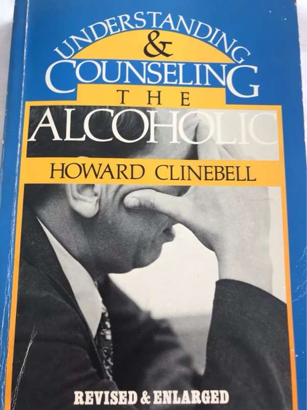 Understanding & Counseling the Alcoholic - Howard Clinebrll