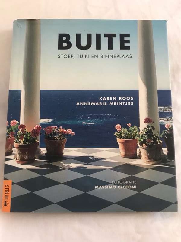 Buite - Karen Roos