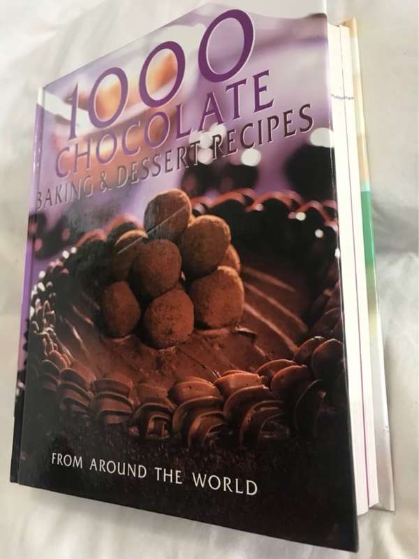 1000 ChocolateBaking&Dessert Recipes, From Around the World - Bridgewater Book Company Ltd