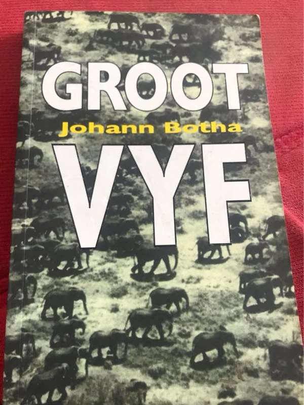 Groot vyf, spoor van 'n dekade - Johann Botha