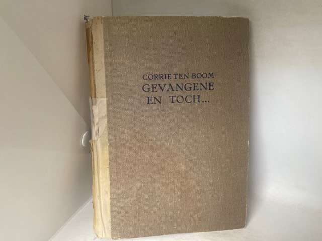 Gevangene En Toch - Corrie Ten Boom