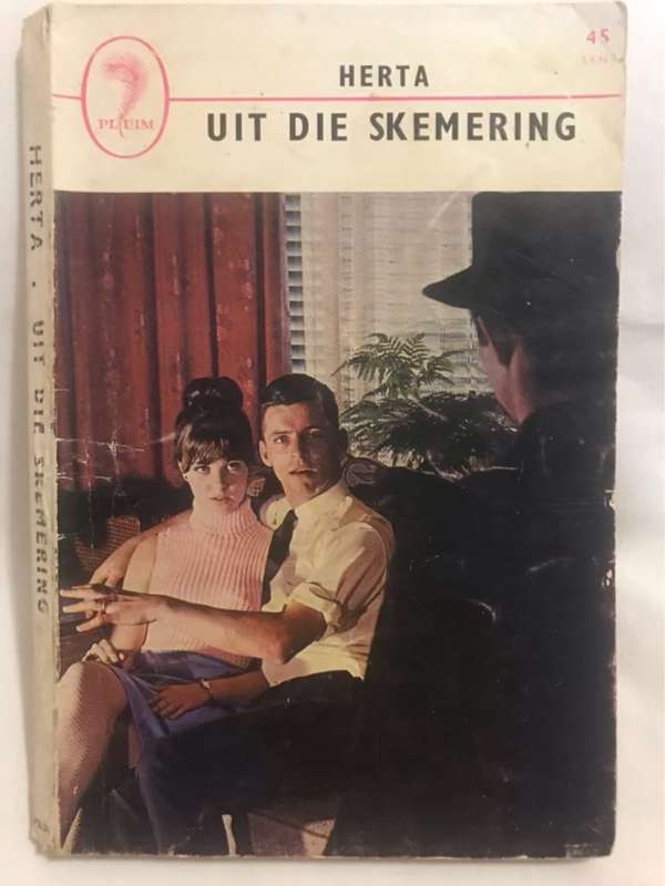 Uit die Skemering - Herta